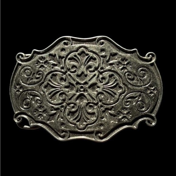 Accessories - Ornate Decorative Metal Belt Buckle in Antique Black